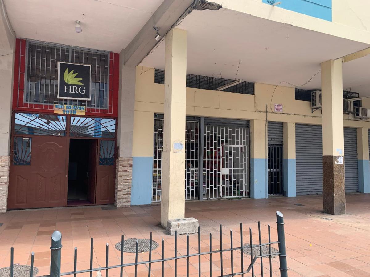Residencial Turistico Rio Guayas Bed & Breakfast Guayaquil Bagian luar foto