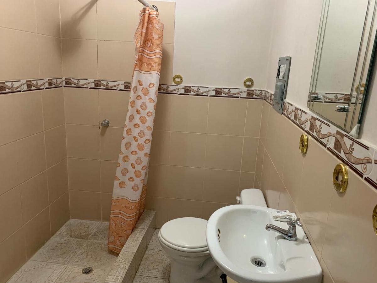 Residencial Turistico Rio Guayas Bed & Breakfast Guayaquil Bagian luar foto